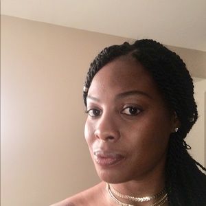 Meet your Posher, Cherita